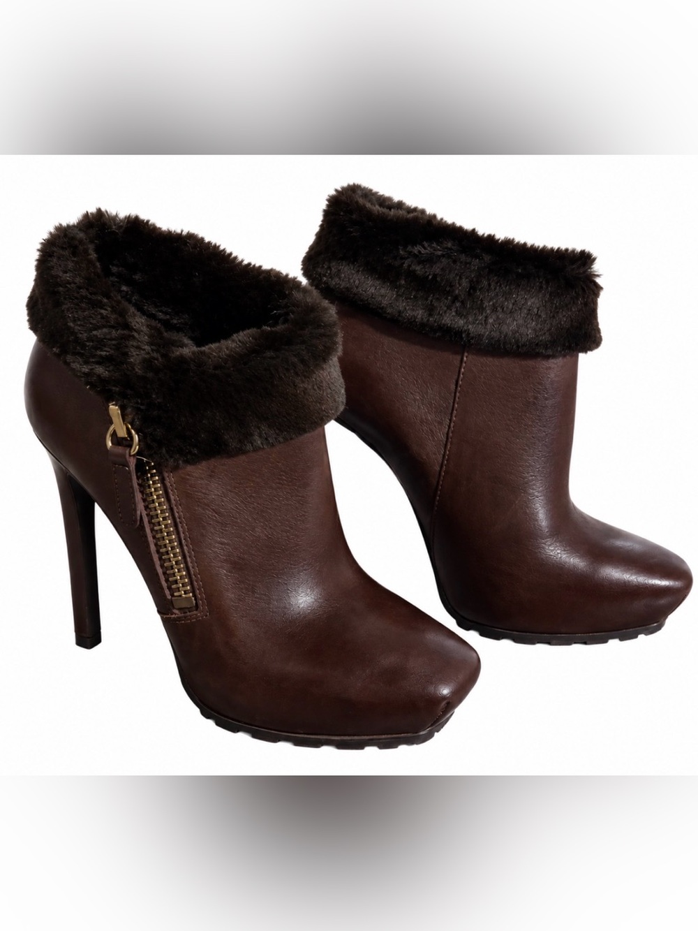 Guess Women's Brown Faux-Fur Cuff Ankle Booties Size 36, will fit a 5 1/2 size